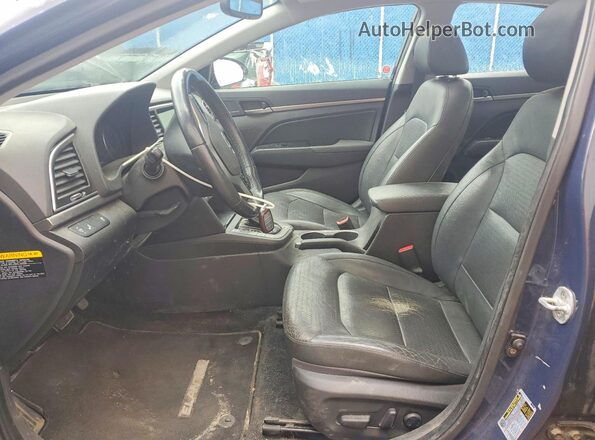 KMHD84LF6HU111055 2017 HYUNDAI ELANTRA Blue წინა სალონის ხედი