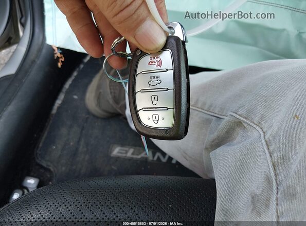 KMHD84LF6HU288785 2017 HYUNDAI ELANTRA Silver Vista del salpicadero