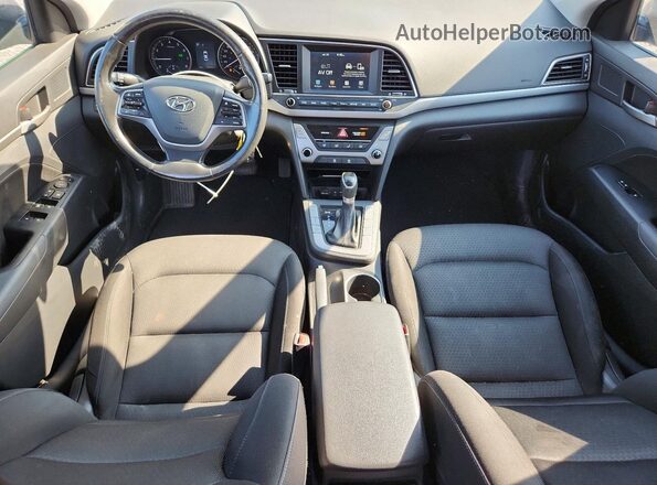 KMHD84LF7JU553123 2018 HYUNDAI ELANTRA Blue Dashboard view
