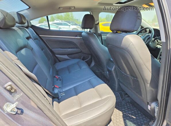 KMHD84LF9HU193251 2017 HYUNDAI ELANTRA Gray Widok tylnych siedzeń