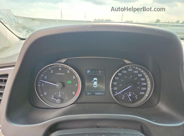 KMHD84LF9JU461088 2018 HYUNDAI ELANTRA White Vista del cuadro de instrumentos