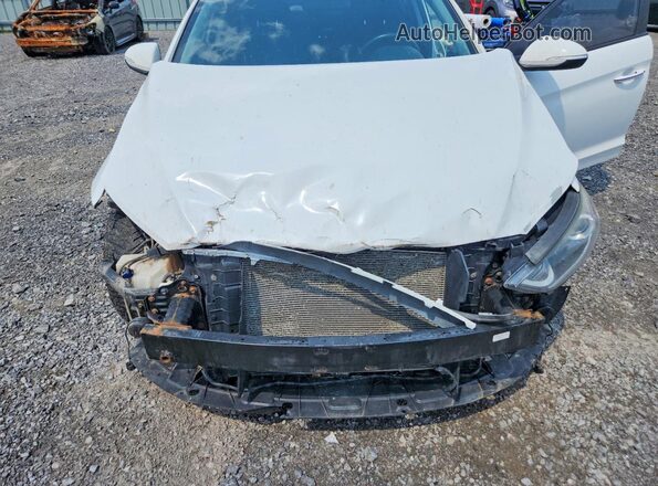 KMHD84LF9JU461088 2018 HYUNDAI ELANTRA White Vista interior trasera