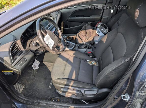 KMHD84LF9JU498061 2018 HYUNDAI ELANTRA Blue Front interior view