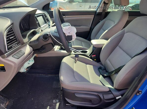 KMHD84LFXHU401721 2017 HYUNDAI ELANTRA Blue Սալոնի դիմացի տեսք
