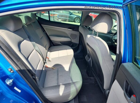 KMHD84LFXHU401721 2017 HYUNDAI ELANTRA Blue Հետևի նստատեղերի տեսք