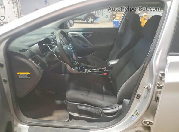 KMHDH4AE1GU569384 2016 HYUNDAI ELANTRA Silver წინა სალონის ხედი