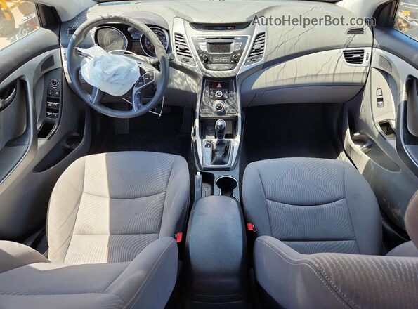 KMHDH4AE1GU652135 2016 HYUNDAI ELANTRA Red Вид панелі приладів