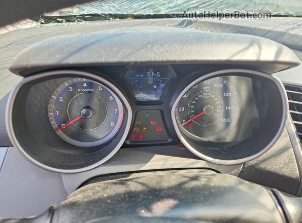 KMHDH4AE2GU581771 2016 HYUNDAI ELANTRA Silver Instrument cluster view
