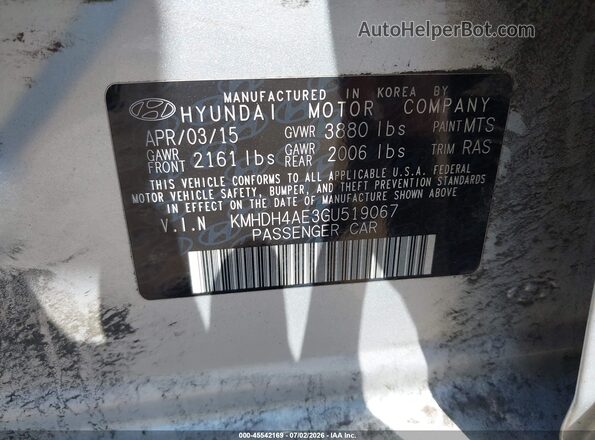 KMHDH4AE3GU519067 2016 HYUNDAI ELANTRA Silver Vista del compartimento del motor