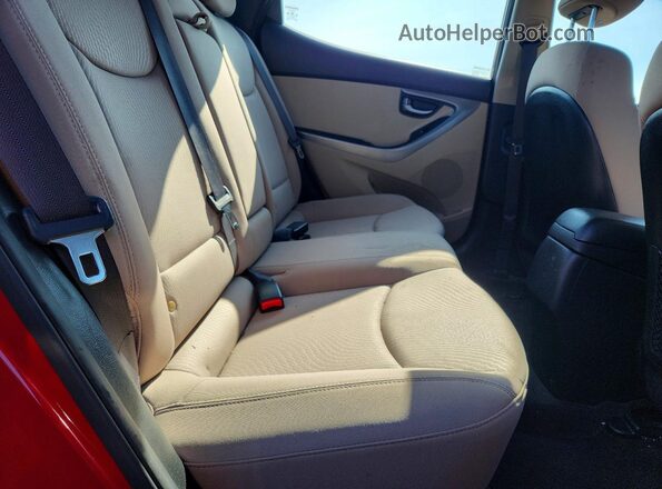 KMHDH4AE4GU492753 2016 HYUNDAI ELANTRA Red Вид задніх сидінь
