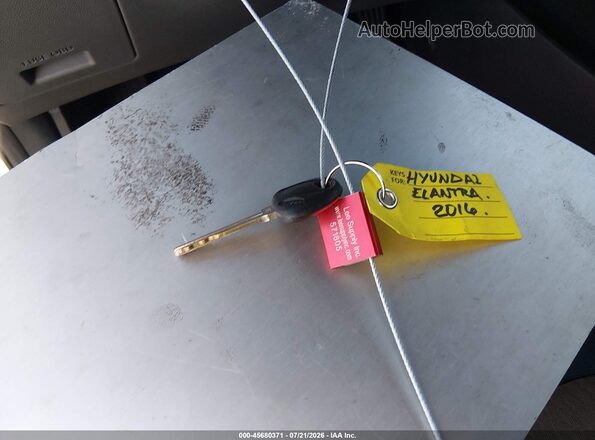 KMHDH4AE4GU532233 2016 HYUNDAI ELANTRA Gray Widok deski rozdzielczej