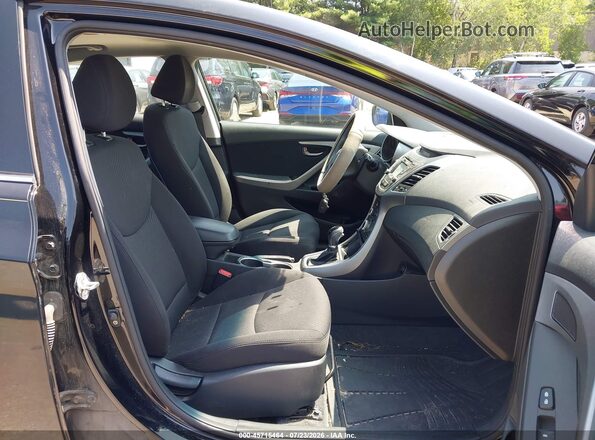 KMHDH4AE6GU606199 2016 HYUNDAI ELANTRA Черный Вид салона спереди