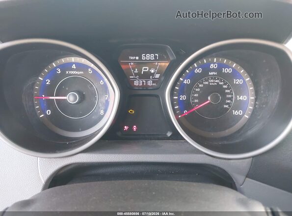 KMHDH4AE7GU532548 2016 HYUNDAI ELANTRA Red Հետևի նստատեղերի տեսք