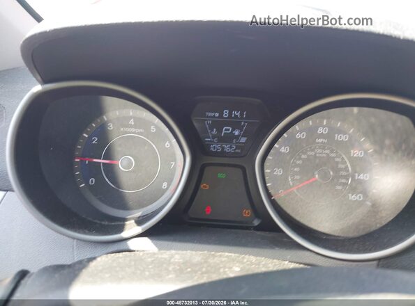 KMHDH4AE8GU518674 2016 HYUNDAI ELANTRA Red Vista de los asientos traseros