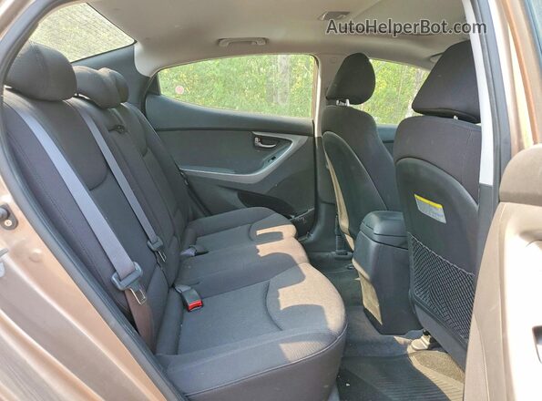 KMHDH4AE8GU570676 2016 HYUNDAI ELANTRA Желто-коричневый Вид задних сидений