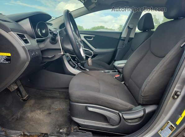 KMHDH4AE9GU602759 2016 HYUNDAI ELANTRA Gray Front interior view