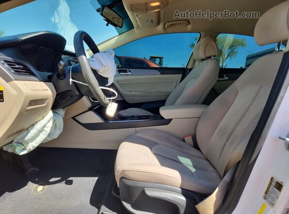 KMHE24L10GA009244 2016 HYUNDAI SONATA White Widok wnętrza z przodu