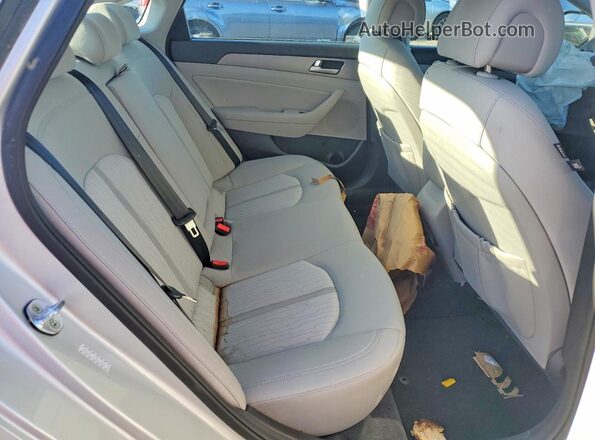 KMHE24L11GA019037 2016 HYUNDAI SONATA White Widok tylnych siedzeń