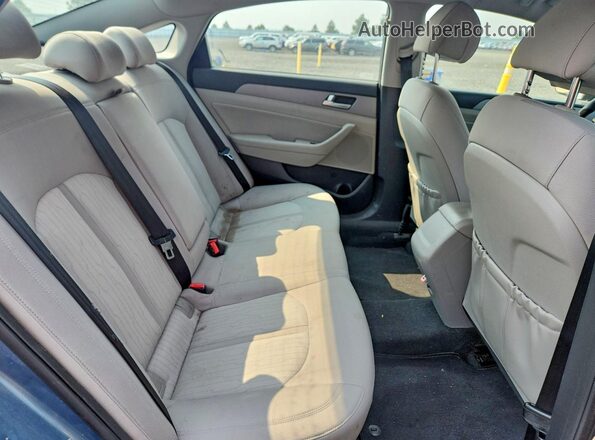 KMHE24L11GA040616 2016 HYUNDAI SONATA Blue Rear seats view