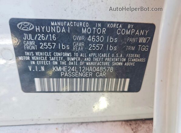 KMHE24L12HA048578 2017 HYUNDAI SONATA White Engine compartment view