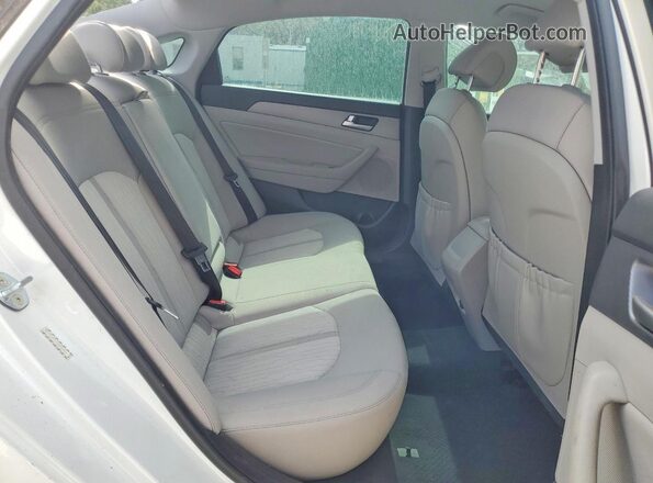 KMHE24L14HA054060 2017 HYUNDAI SONATA White უკანა სავარძლების ხედი