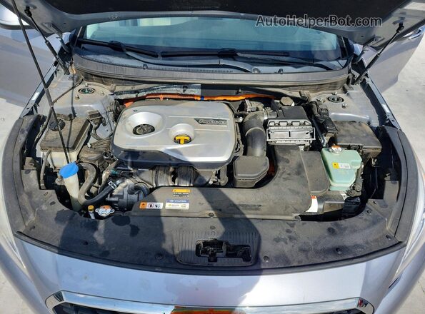 KMHE24L16GA012567 2016 HYUNDAI SONATA Серебряный Вид задней части салона