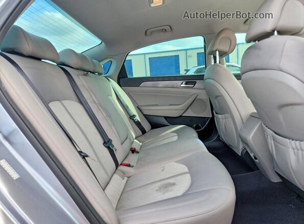KMHE24L16GA012567 2016 HYUNDAI SONATA Серебряный Вид задних сидений