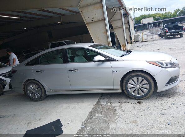 KMHE24L16GA038750 2016 HYUNDAI SONATA HYBRID Silver Вид задньої частини салону