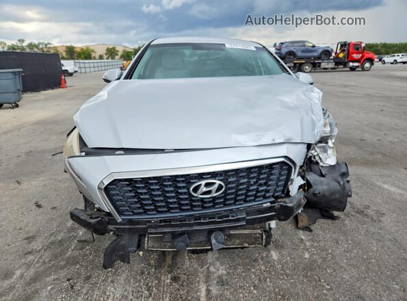 KMHE24L17GA042032 2016 HYUNDAI SONATA Серебряный Вид спереди