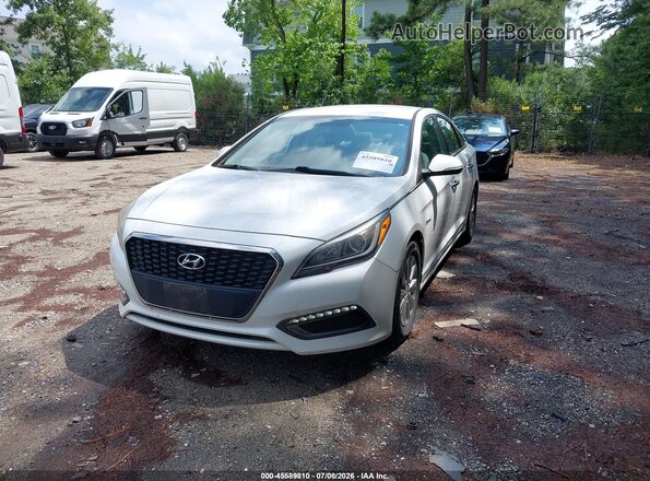 KMHE24L17HA044641 2017 HYUNDAI SONATA HYBRID White Vista tres cuartos delantera izquierda