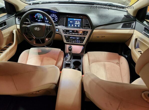 KMHE24L18HA044180 2017 HYUNDAI SONATA White Առջևի վահանակի տեսք