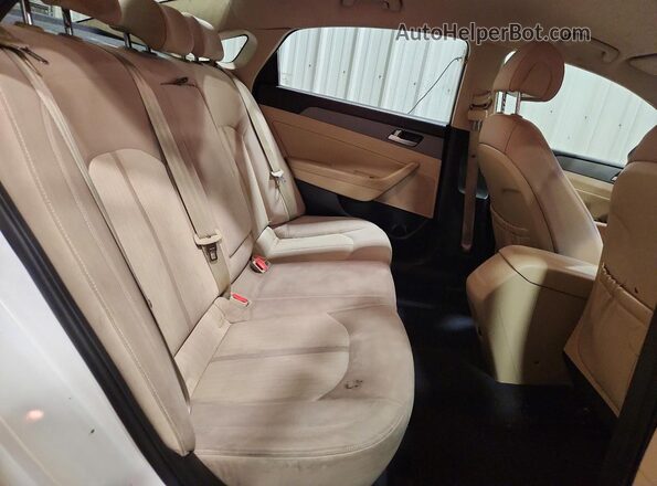 KMHE24L18HA044180 2017 HYUNDAI SONATA White Հետևի նստատեղերի տեսք