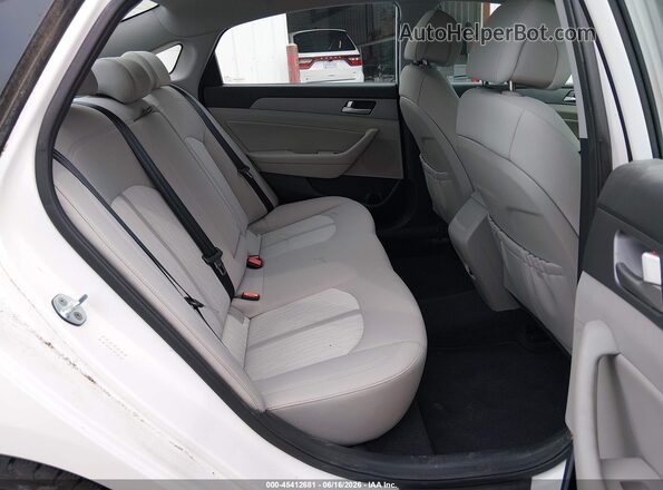 KMHE24L19GA038774 2016 HYUNDAI SONATA HYBRID White Widok naklejki z numerem VIN