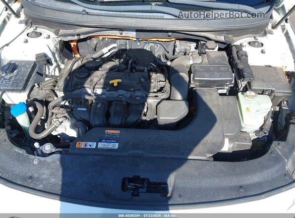 KMHE24L19HA054023 2017 HYUNDAI SONATA HYBRID White Rear view
