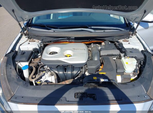KMHE24L38JA084136 2018 HYUNDAI SONATA HYBRID Silver Widok z tyłu
