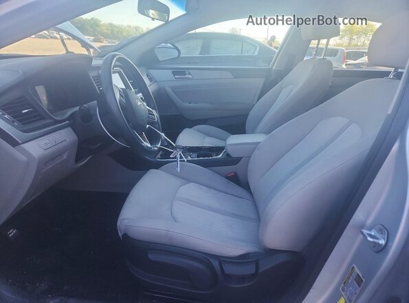 KMHE24L3XKA091199 2019 HYUNDAI SONATA Silver Widok wnętrza z przodu