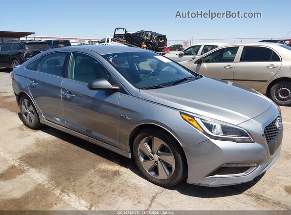 KMHE34L17GA009948 2016 HYUNDAI SONATA HYBRID Серебряный Вид задней части салона