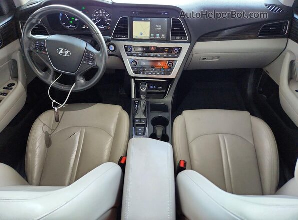 KMHE34L32HA072345 2017 HYUNDAI SONATA Белый Вид панели приборов