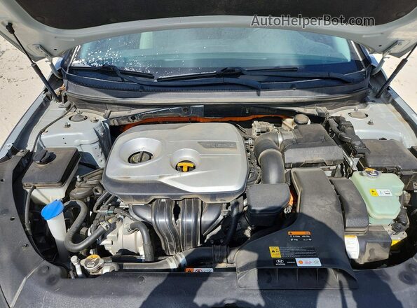 KMHE34L33KA092773 2019 HYUNDAI SONATA Silver Widok wnętrza z tyłu