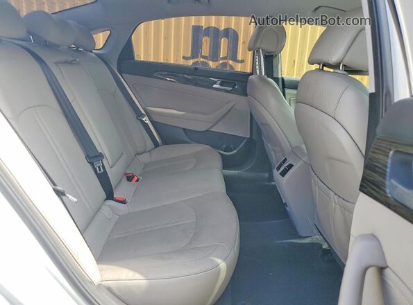 KMHE34L39HA067837 2017 HYUNDAI SONATA White უკანა სავარძლების ხედი