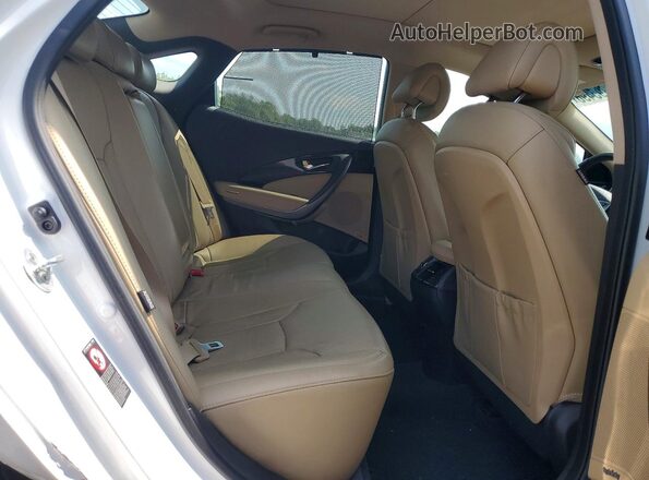 KMHFH4JGXHA575150 2017 HYUNDAI AZERA White უკანა სავარძლების ხედი