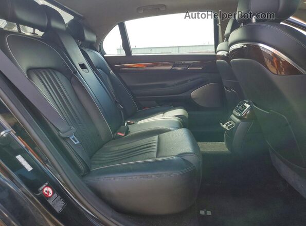 KMHG34JA1HU025686 2017 GENESIS G90 Black Widok tylnych siedzeń