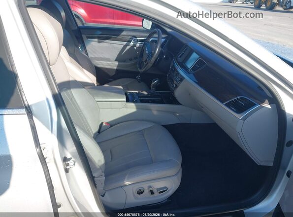 KMHGN4JE2GU113254 2016 HYUNDAI GENESIS Silver Front interior view