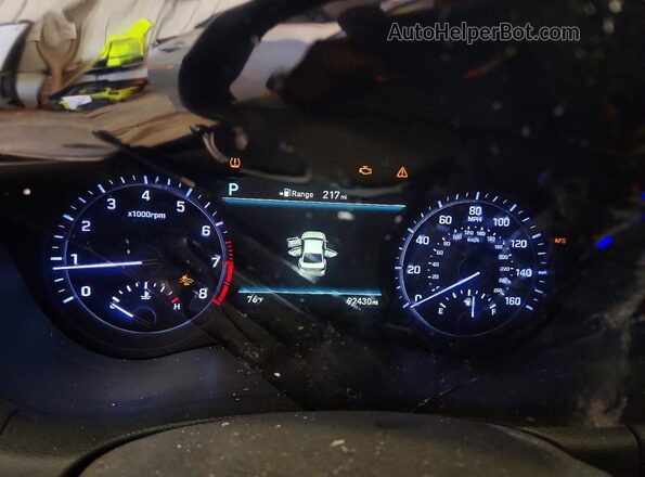 KMHGN4JF2JU240702 2018 GENESIS G80 Серебряный Вид щитка приборов