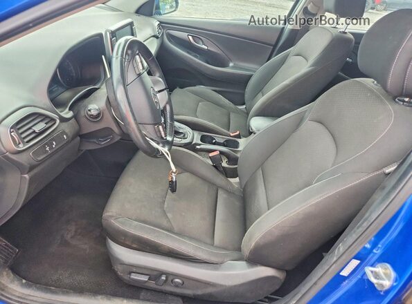 KMHH35LE1JU022237 2018 HYUNDAI ELANTRA Blue წინა სალონის ხედი