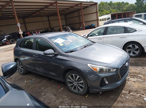 KMHH35LE1JU059577 2018 HYUNDAI ELANTRA GT Gray Vista interior trasera