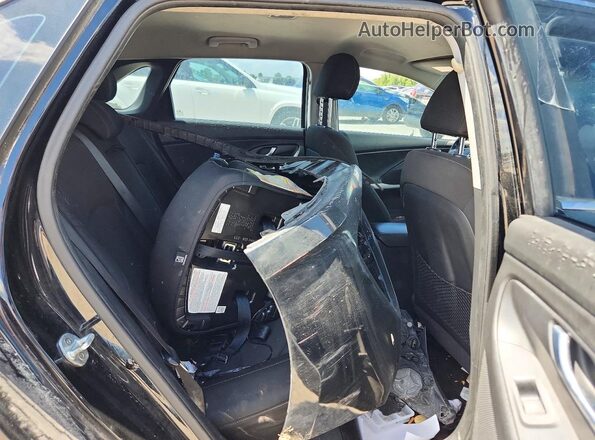 KMHH35LE3JU069186 2018 HYUNDAI ELANTRA Черный Вид задних сидений