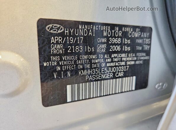KMHH35LE5JU010317 2018 HYUNDAI ELANTRA Silver Вид підкапотного простору