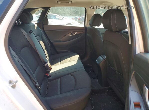 KMHH35LE5JU082473 2018 HYUNDAI ELANTRA White Rear seats view