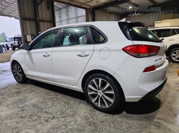 KMHH35LE6JU063687 2018 HYUNDAI ELANTRA White Tył lewy